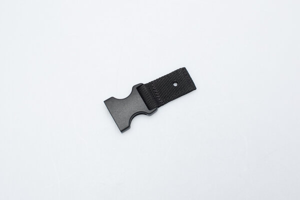 Female fastening buckle for BLAZE saddlebag As replacement for BLAZE saddlebag. 25 mm.