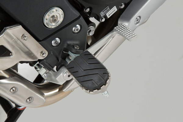 ION footrest kit Triumph Tiger 1050, BMW models.