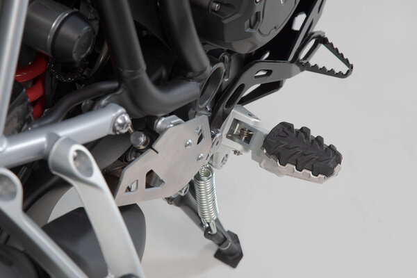 EVO footrest kit Triumph Tiger 800/ 900/ 1200, Scrambler 1200.