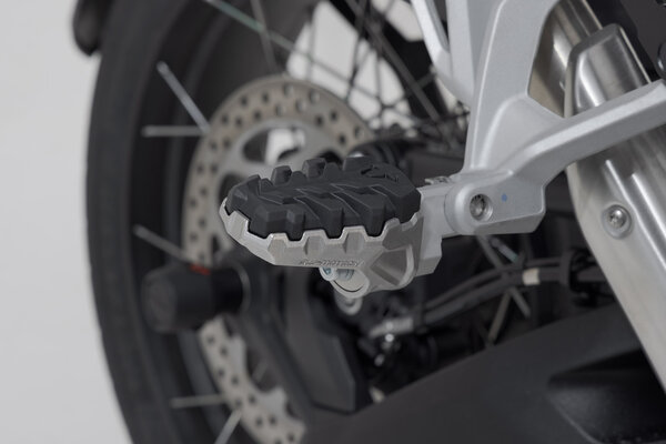 Kit pedane passeggero ION Modelli Triumph Tiger 1200 (22-).