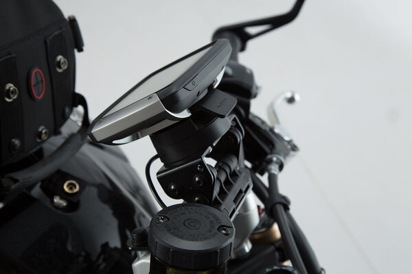 GPS mount for handlebar Black. Triumph Speed Triple 1050 (10-).