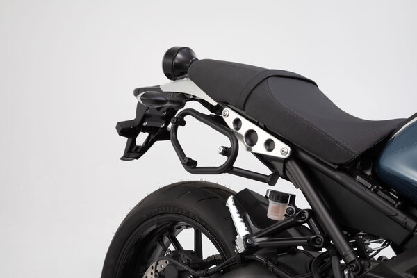 Support latéral droit SLC Yamaha XSR 900 (15-21).