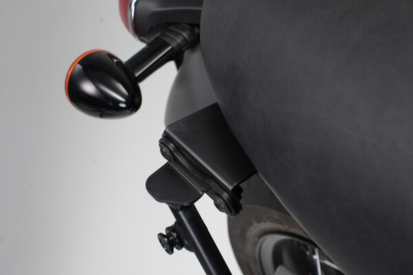 Adapter for SLC + V-LOC side carrier right For Bonneville T100/120 (15-) w/o pass. grab rail.