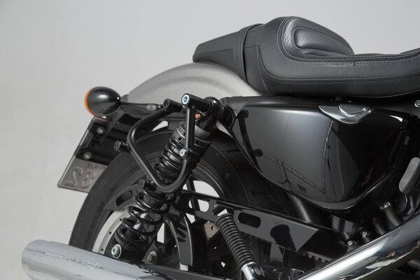 Soporte lateral derecho SLC Harley Sportster modelos (04-).