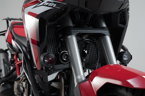 Soporte para faros Negro. Honda CRF1000L/CRF1100L con prot. lateral.