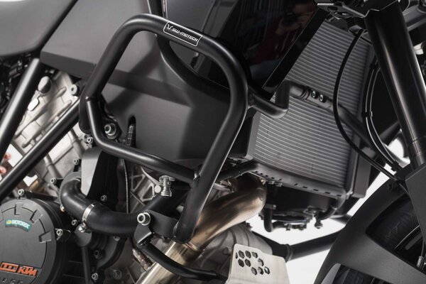 Protecciones laterales de motor Negro. KTM 1050/1190 Adventure / R (13-).