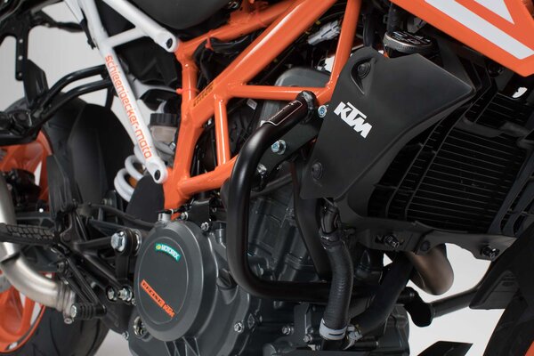 Barra di protezione motore Nero. KTM 390 Duke (13-20).