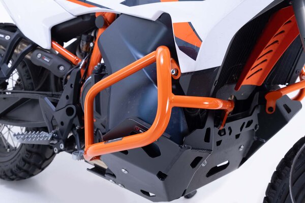 Protecciones laterales de motor Naranja. KTM 790 Adv (23-), 890 Adv/R (22-).