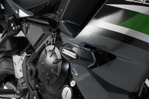 Frame slider kit Black. Kawasaki Ninja 650 (16-).