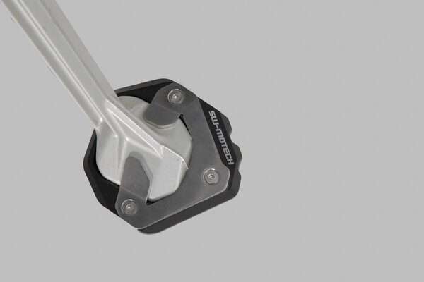 Extension for side stand foot Black/Silver. Yamaha Ténéré 700 models (19-).