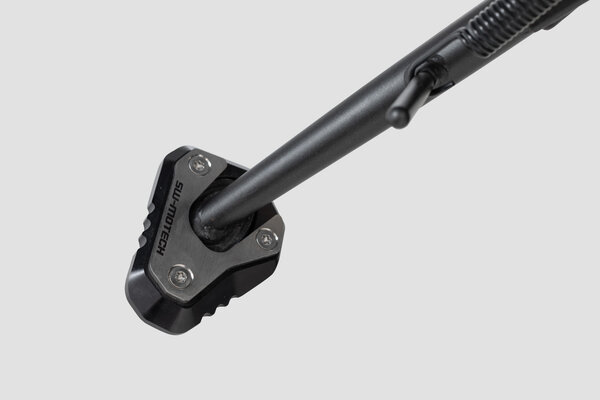 Base maggiorata per cavalletto laterale Nero/Argento. Kawasaki Z900/ 1100, Ninja H2 SX.