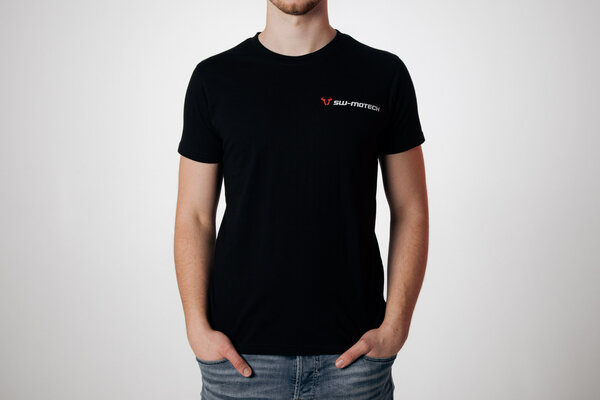 Camiseta Core Line. Negro. Hombre. Talla M.