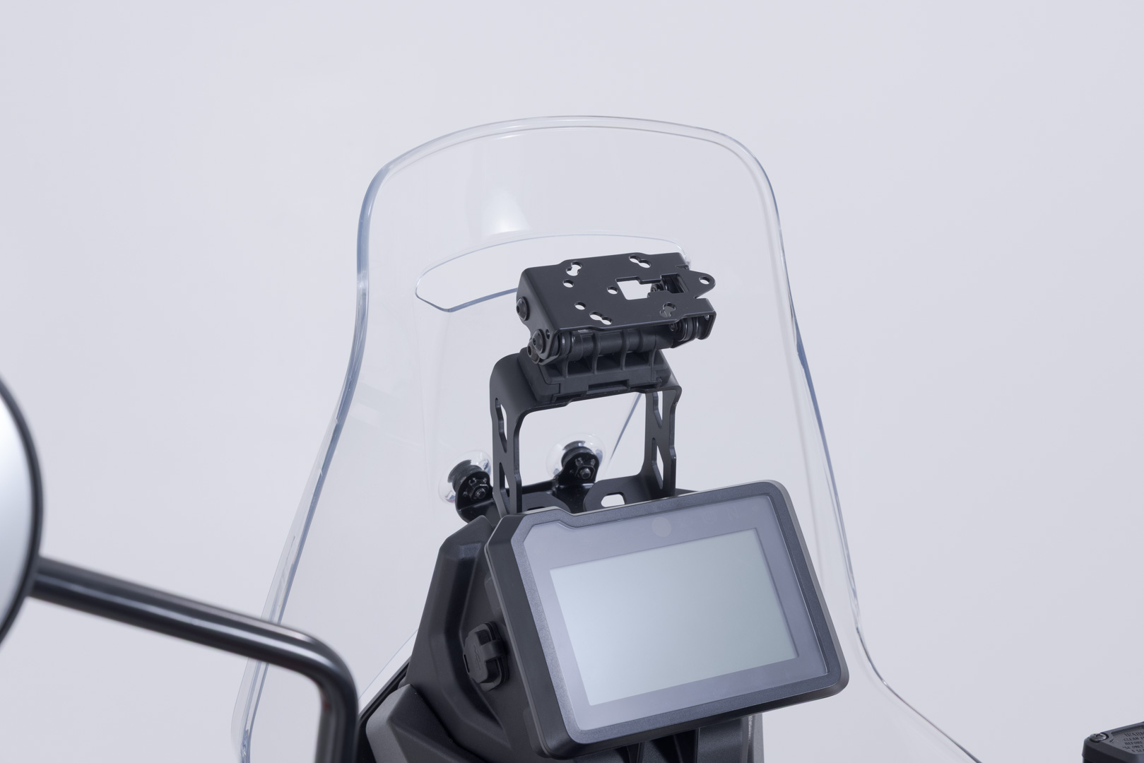 Soporte GPS en salpicadero Negro. KTM 250 Adv, 390 Adv (25-).