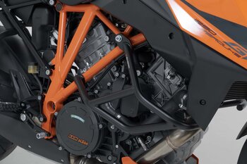 Protecciones laterales de motor Negro. KTM 1290 Super Duke R / GT.