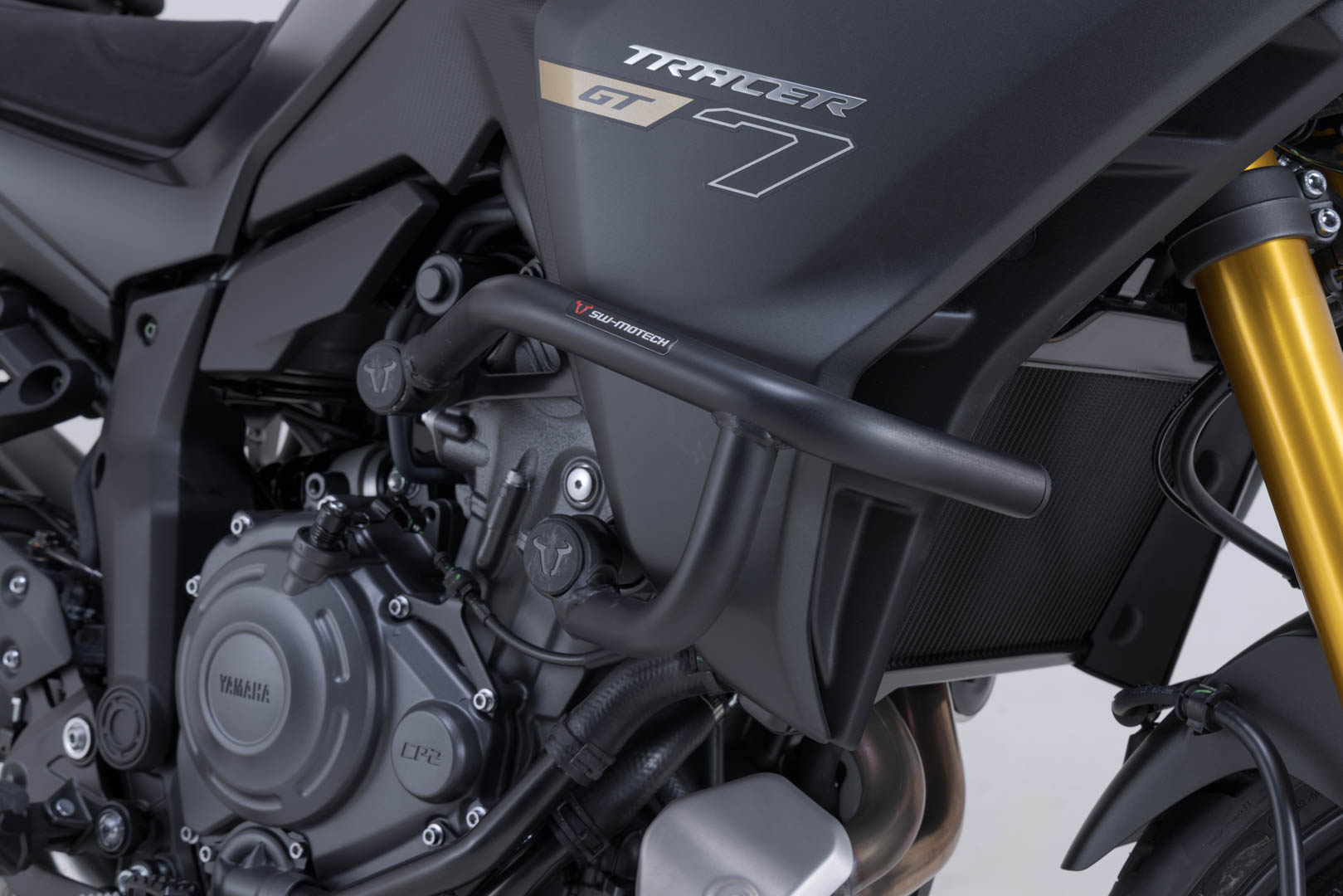 Protecciones laterales de motor Negro. Yamaha Tracer 7 / GT (25-).