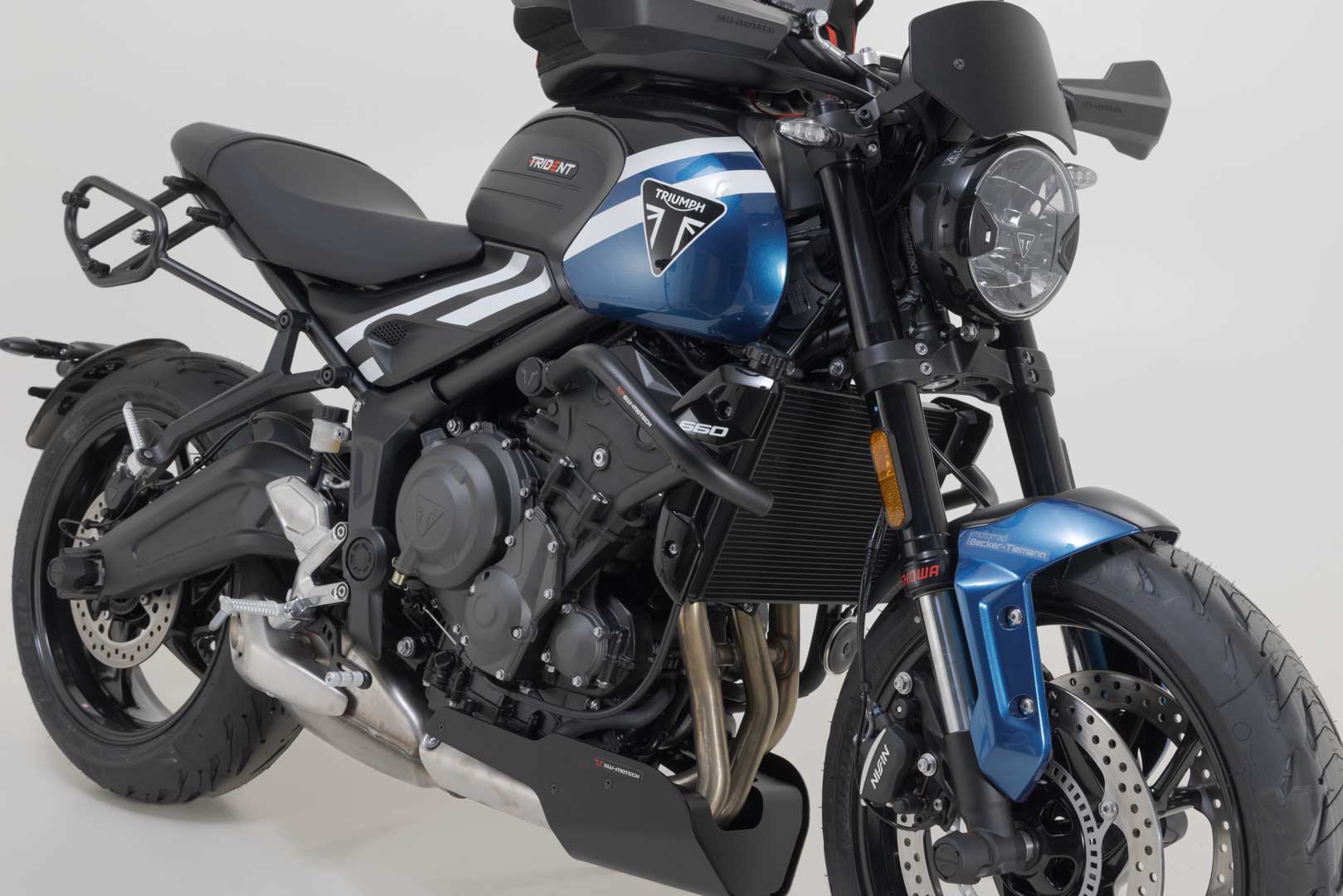 Protecciones laterales de motor Negro. Triumph Trident 660 (21-) / 800 (25-).
