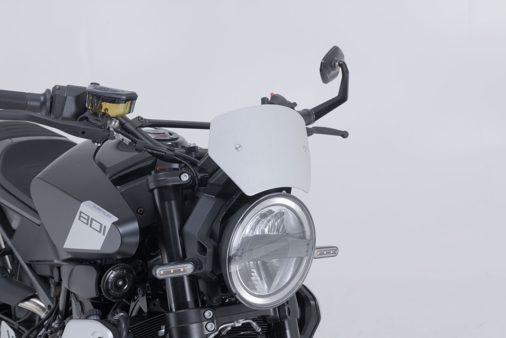 Windschild Silbern. Husqvarna Svartpilen 801 (24-).