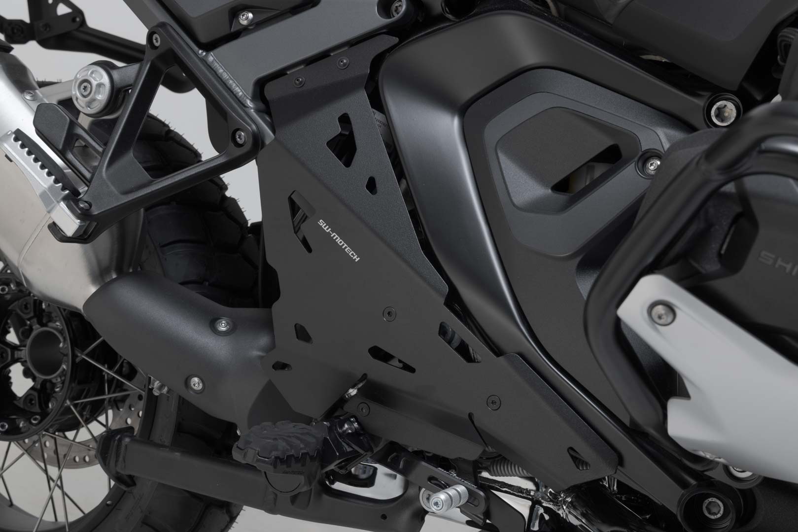 Fersenschutz Schwarz. BMW R 1300 GS Adventure (24-).