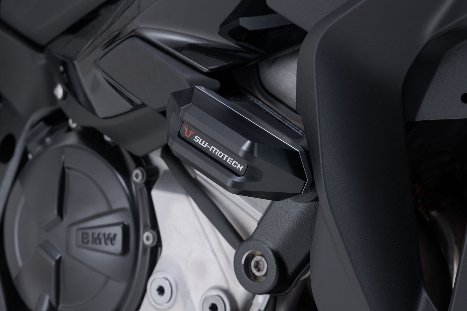 Kit tamponi di protezione per telaio Nero. BMW S 1000 XR (19-).