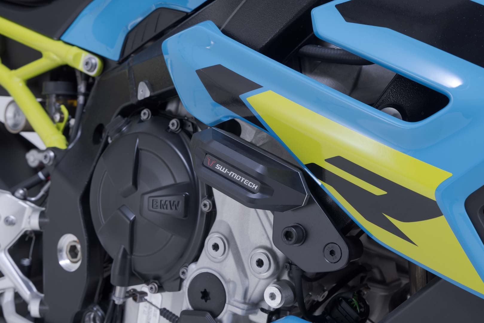 Kit tamponi di protezione per telaio Nero. BMW S 1000 R (24-).