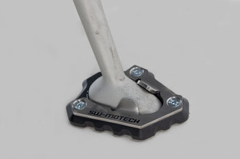 Extension para caballete lateral Negro/plateado. Speed Triple 1200 RS/ RX (21-).