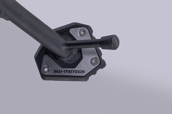 Base maggiorata per cavalletto laterale Nero/Argento. Benelli Leoncino 800 / 800 Trail.