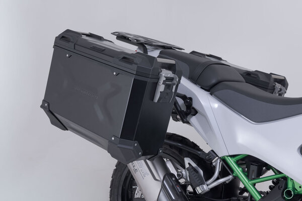 Set Adventure TRAX ADV per Akrapovic Nero. Kawasaki KLE500 / KLE500 SE (26-).