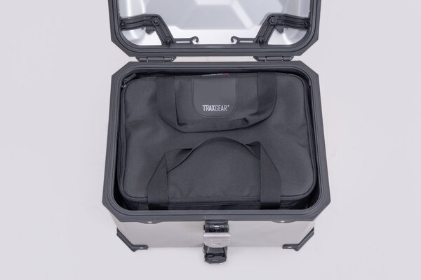 TRAX top case inner bag For TRAX top case. Water-resistant. Black.