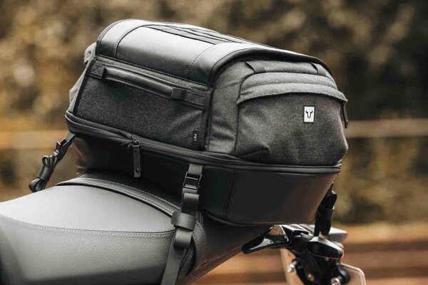 Legend Gear bolsa trasera LR4 Negro. 18-25 l.