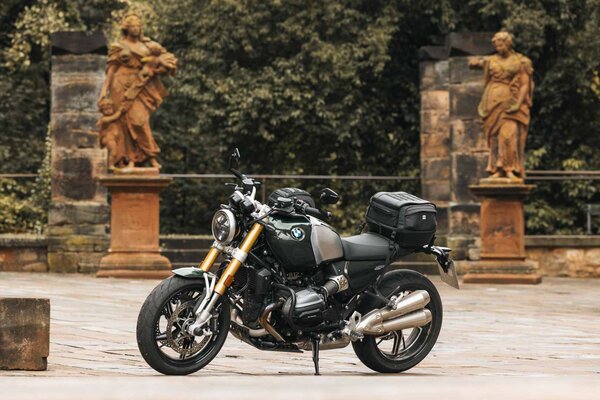 Legend Gear bolsa trasera LR4 Negro. 18-25 l.