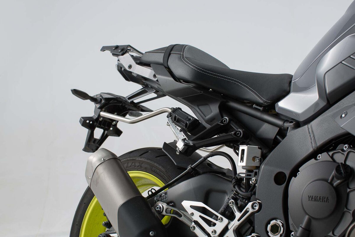 BLAZE Saddlebag set for Yamaha MT-10 