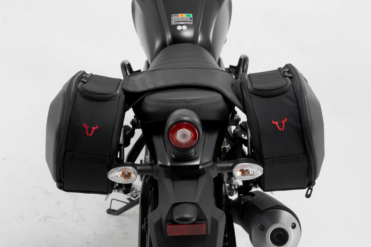 PRO BLAZE H saddlebag set for the Yamaha XSR 125 - SW-MOTECH