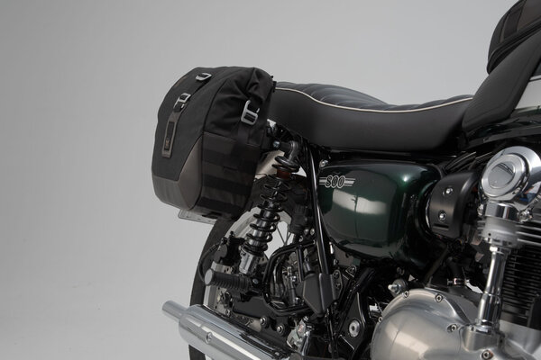 Legend Gear set de bolsas laterales LC Kawasaki W800 / Street / Cafe (11-), W650 (99-06).