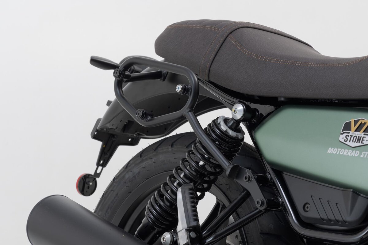 Legend Gear set sacoches latérales en noir - Moto Guzzi V7 IV Special /  Stone - SW-MOTECH