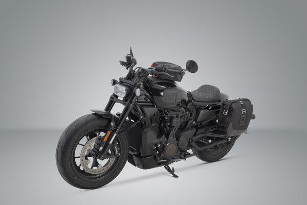 Legend Gear Seitentaschen-System LC Black Edition Harley-Davidson Sportster S (21-).