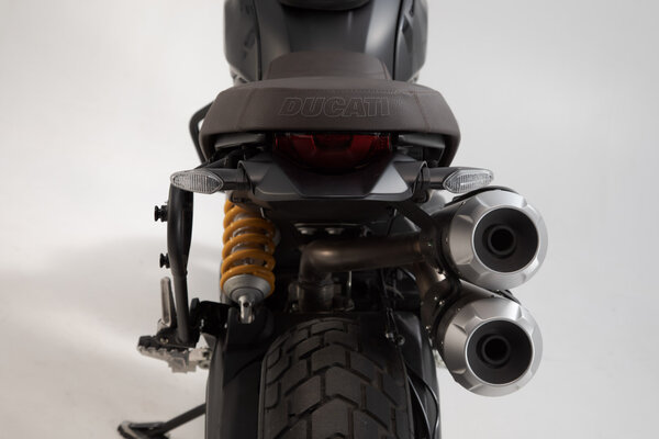 Legend Gear sistema di borse laterali LC Ducati modello Scrambler.
