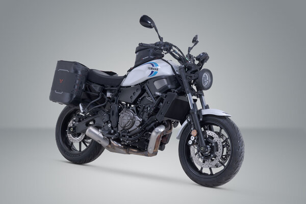 Sistema di borse WP V-LOC 16/16 l. Yamaha XSR700 (15-) / XSR700 XT (19-).