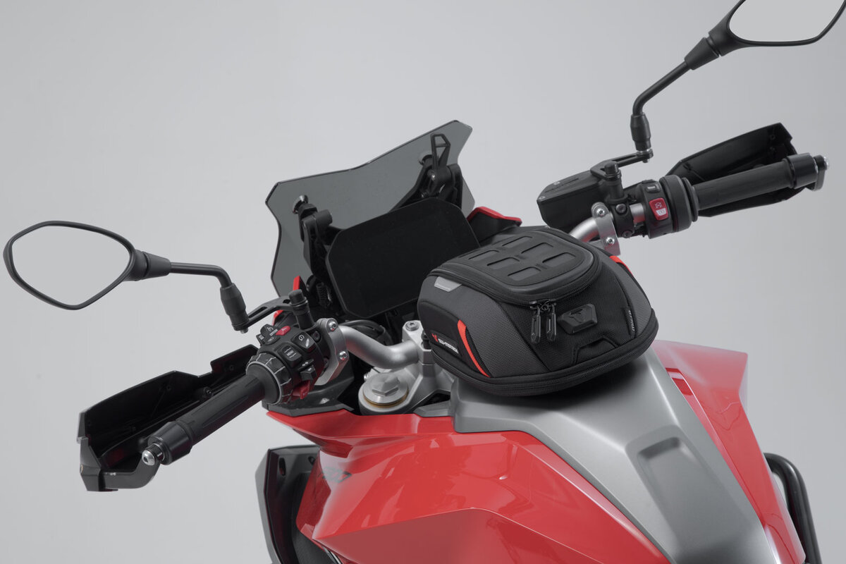 Sw Motech Engage Evo Tank Bag Now Sold The Triumph Forum, 56% OFF