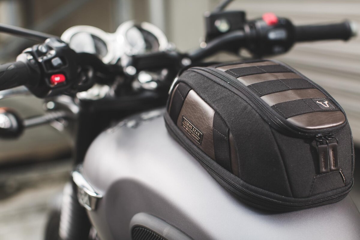 Sacoche réservoir moto magnétique - Équipement moto
