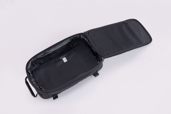 TRAX M/L expansion bag For TRAX side cases. 8-14 l. Water-resistant.