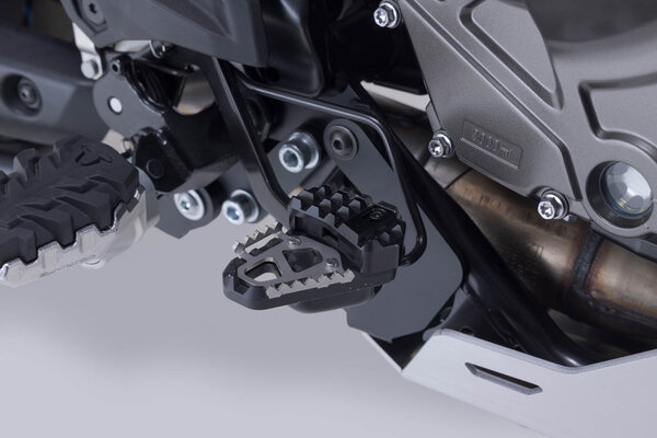 Extensión del pedal de freno Negro. Suzuki V-Strom 800 / 800DE (22-).