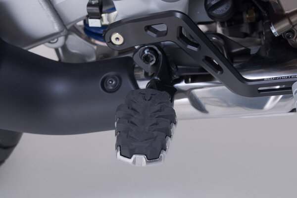EVO footrest kit Silver/black. Honda CRF1100L Africa Twin / Adv Sp.