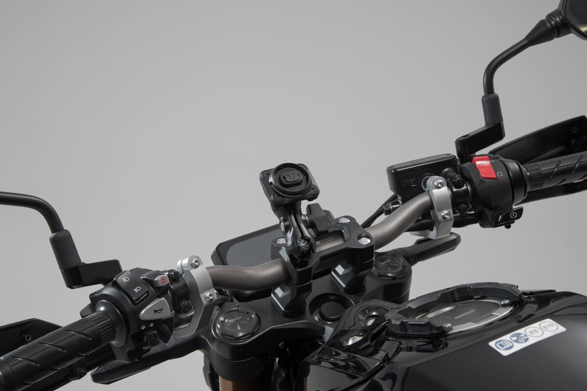 Motorcycle GPS mount incl. GPS slot - SW-MOTECH
