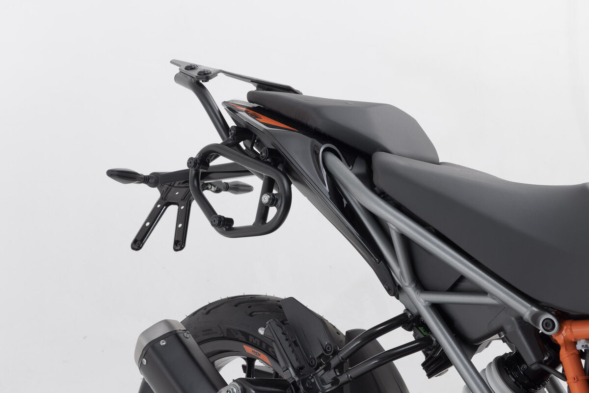 KTM 250 Duke (17-23) Soft Pannier Fitting Kit by SHAD – Fast Bike Bits Ltd