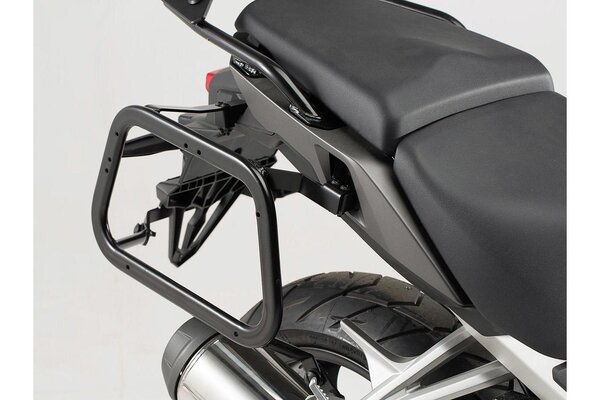 TRAX ADV aluminium case system Black. 45/45 l. Honda VFR800X Crossrunner (15-).
