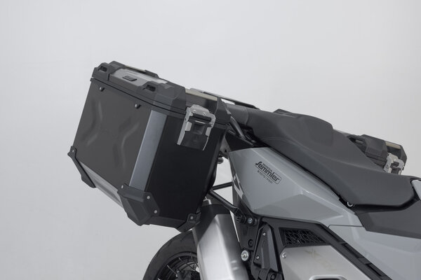 Sistema valigie in alluminio TRAX ADV Nero. 45/37 l. Honda X-ADV (20-).