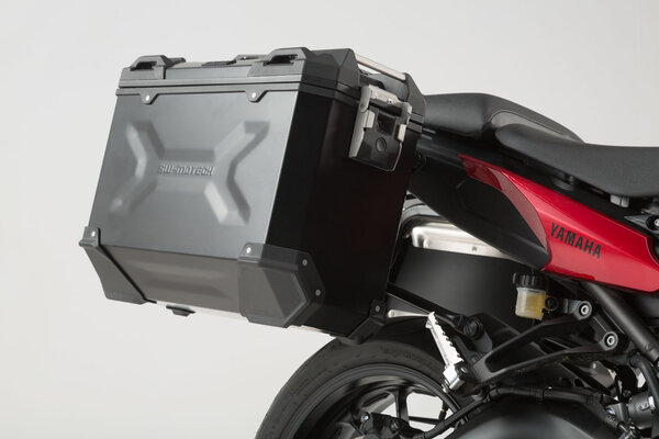 Sistema valigie in alluminio TRAX ADV Argento. 45/45 l. Yamaha MT-09 Tracer (14-18).