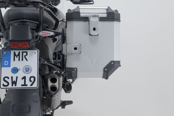 TRAX ADV aluminium case system + Akrapovic Silver. 45/45 l. BMW R 1300 GS (23-).