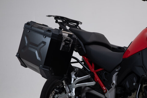 Sistema valigie in alluminio TRAX ADV modello USA Nero. 45/45 l. Ducati Multistrada V4 (20-).