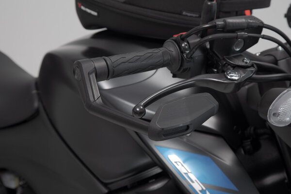 Protezioni della leva con deflettore vento Nero. Modelli Suzuki GSX-S.